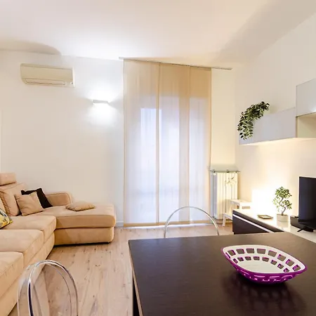 Design - Bezzi 79 * Mediolan