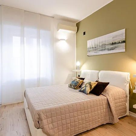 Design - Bezzi 79 Mediolan