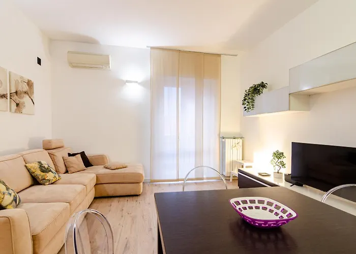 Design - Bezzi 79 * ميلان