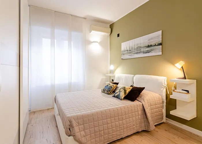 Design - Bezzi 79 ميلان