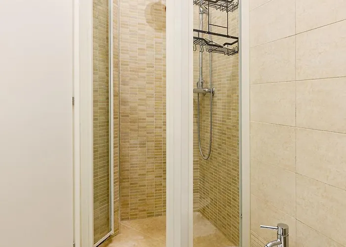 Design - Bezzi 79 شقة